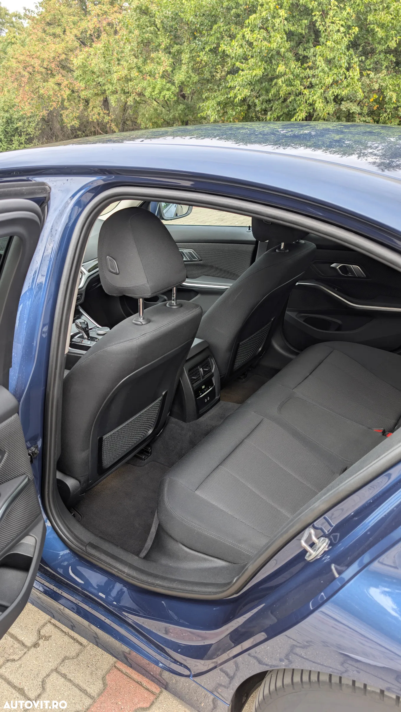 BMW Seria 3 318i Aut. - 11