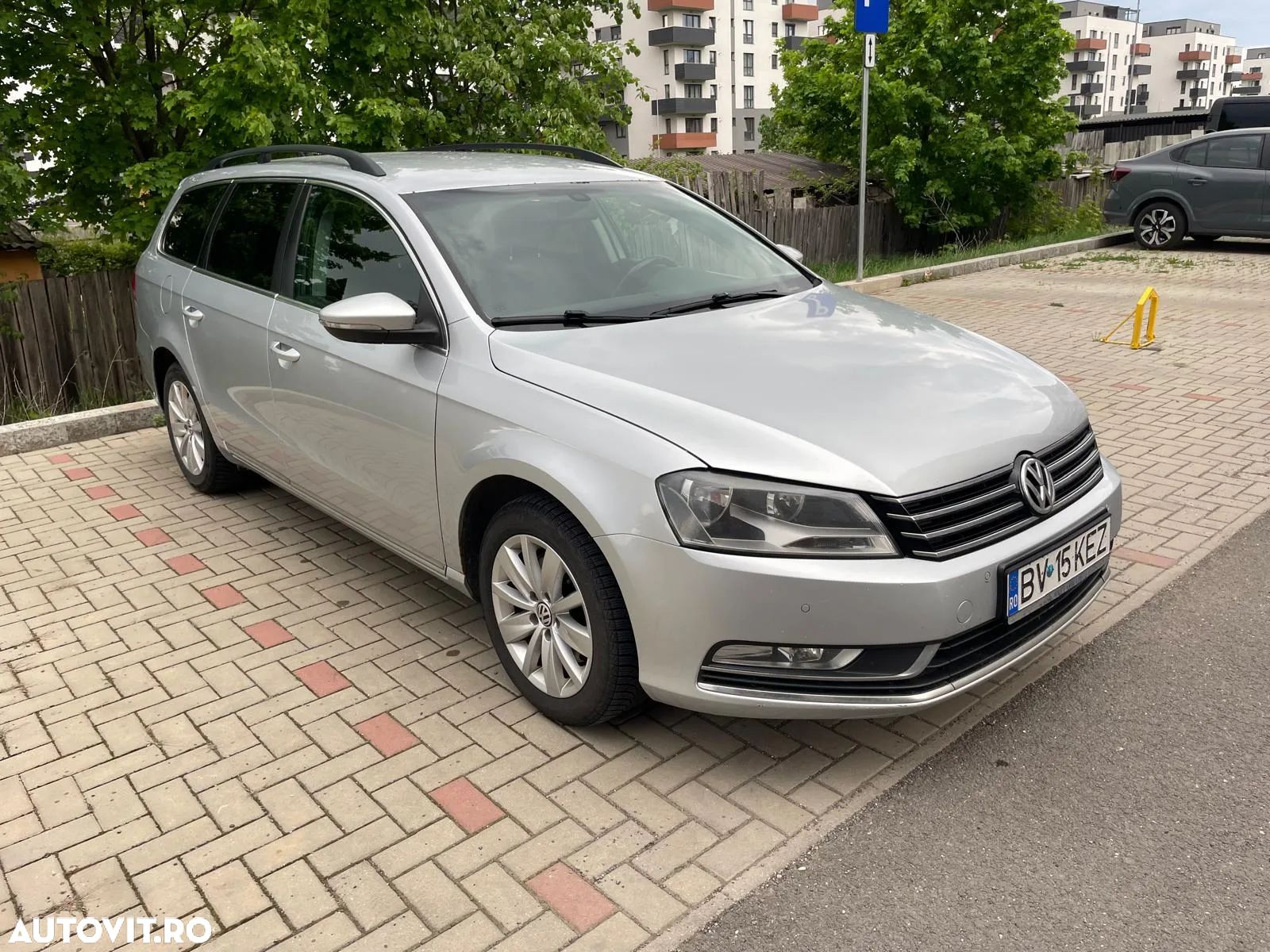 Volkswagen Passat Variant 2.0 Blue TDI SCR Comfortline - 1