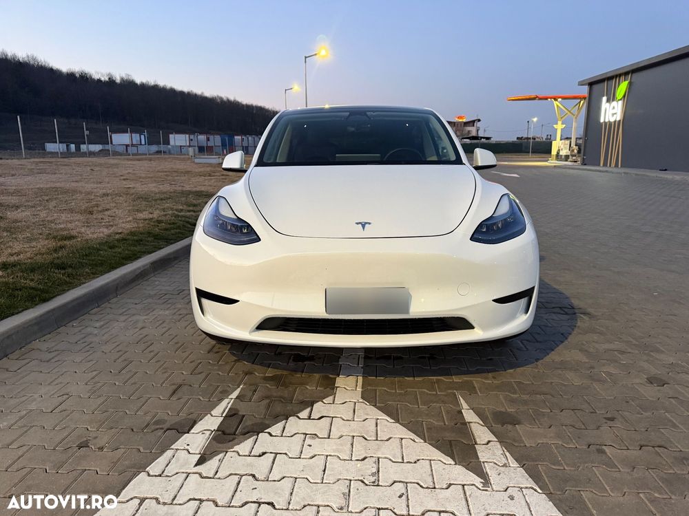 Tesla Model Y RWD - 5