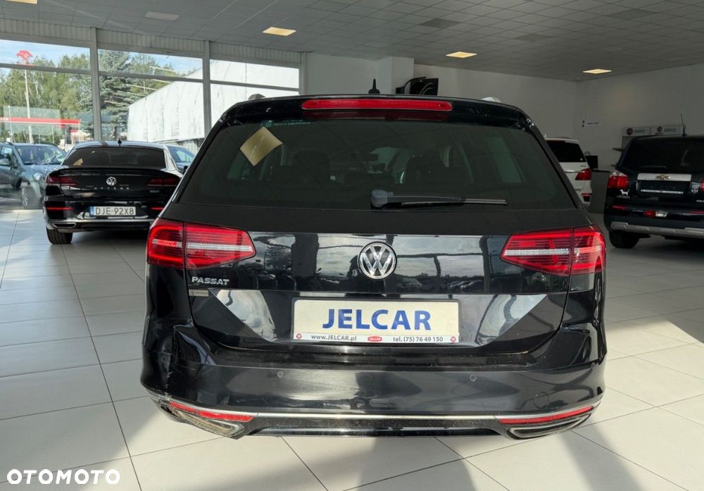 Volkswagen Passat - 10