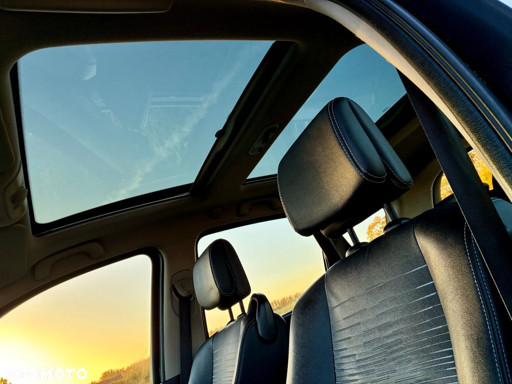 Renault Grand Scenic - 19