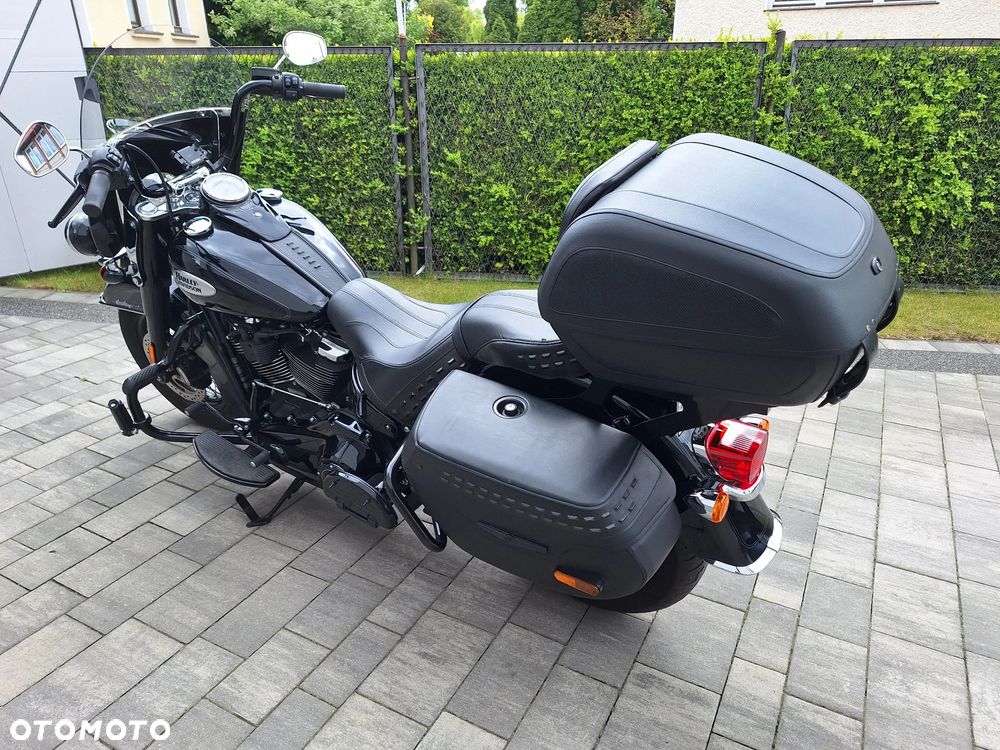 Harley-Davidson Softail Heritage Classic - 13