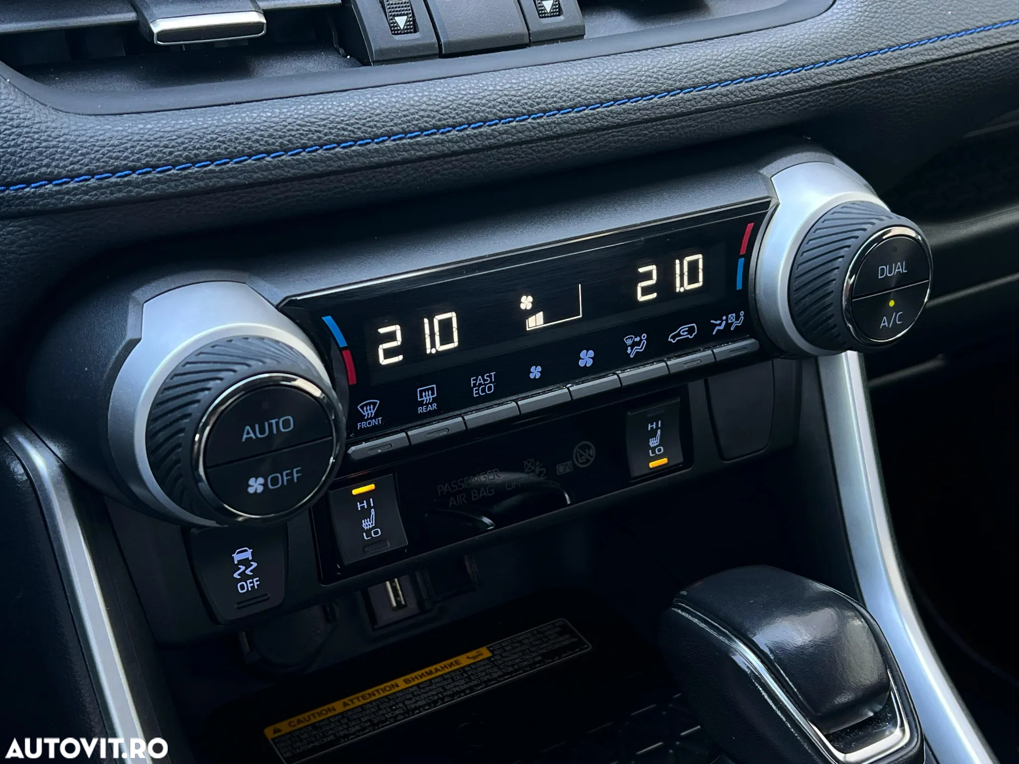 Toyota RAV4 2.5 4x2 Hybrid Style Selection - 28