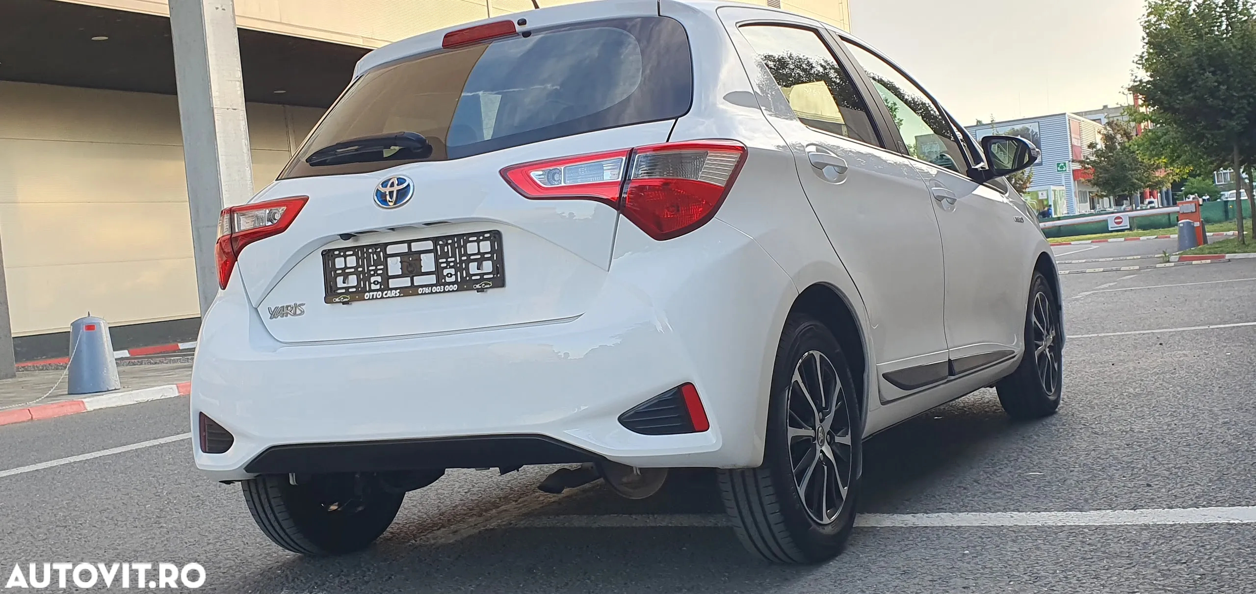 Toyota Yaris Hybrid 1.5 VVT-i Y20 Team Deutschland - 23