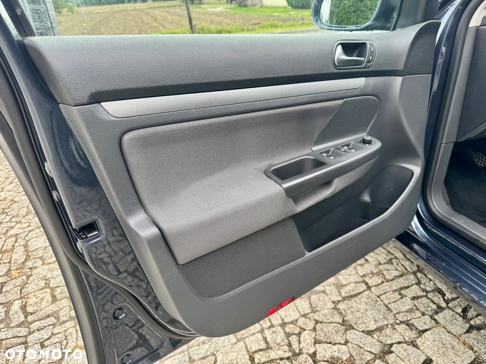 Volkswagen Golf Variant 1.6 Comfortline - 23
