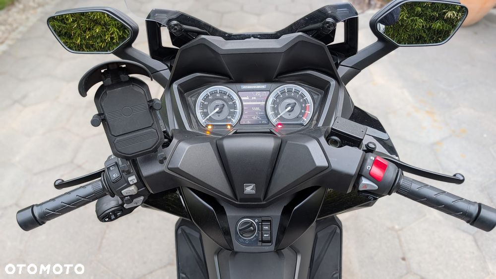 Honda NSS - 6