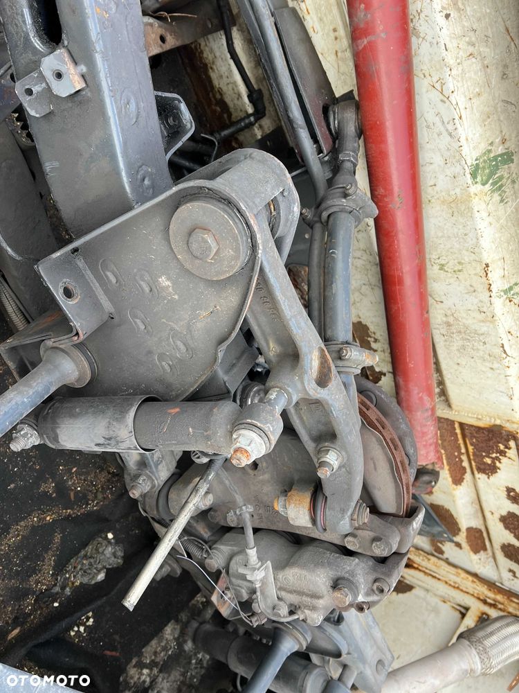Przednie zawieszenie Zwrotnica Belka Drążki Iveco Daily 65 -70 C - 6
