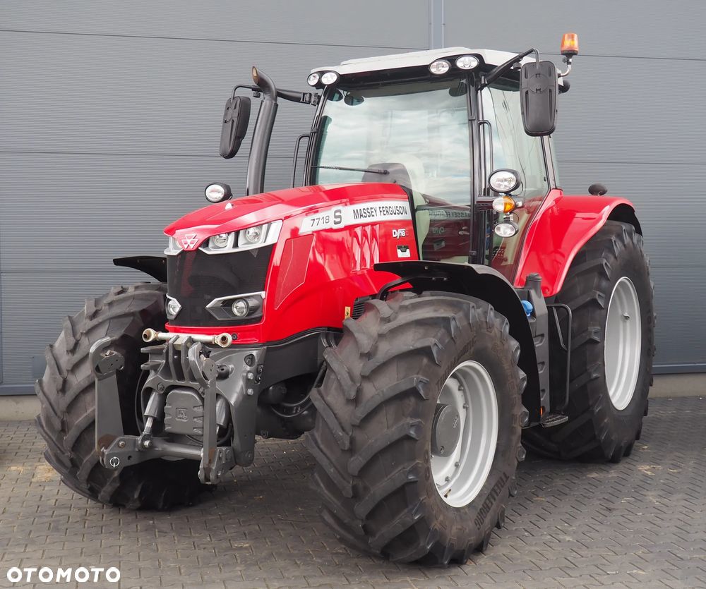 Massey Ferguson 7718 S - 1