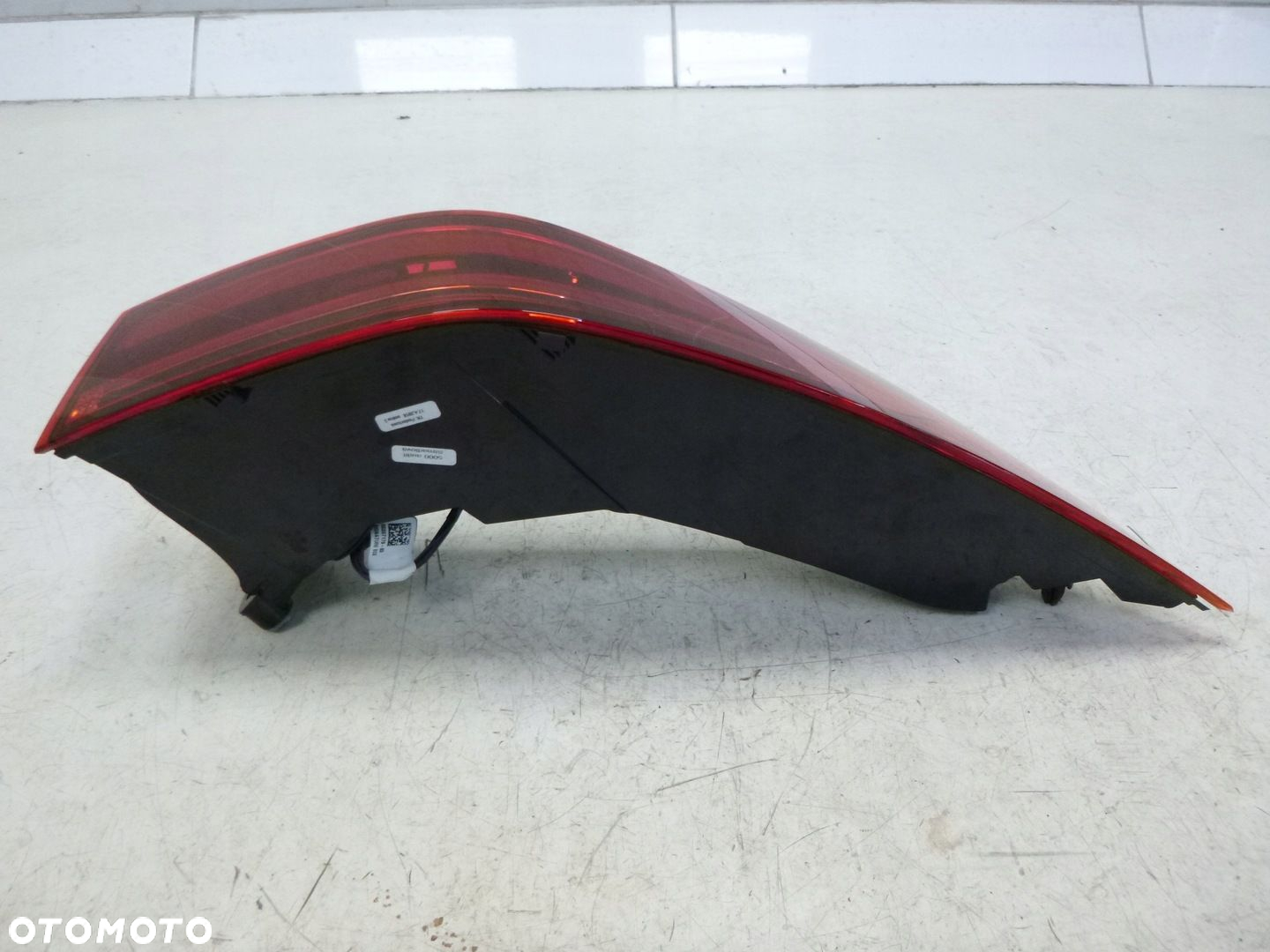 JAGUAR E PACE X540 LAMPA LED TYŁ PRAWA W BŁOTNIK 6 - 4