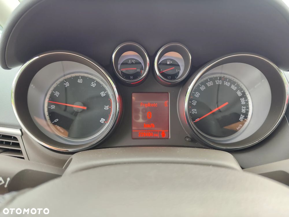 Opel Zafira - 23