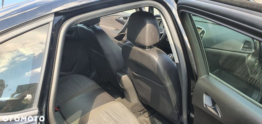 Opel Astra 1.4 T Active EU6 - 15