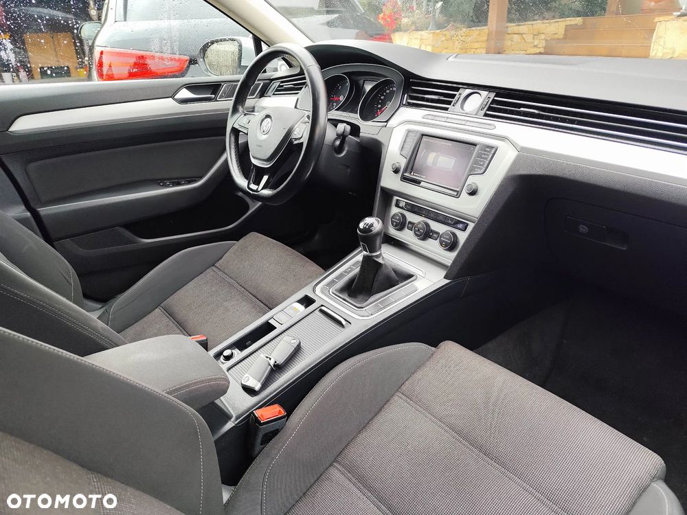 Volkswagen Passat Variant 2.0 TDI BMT Comfortline - 5