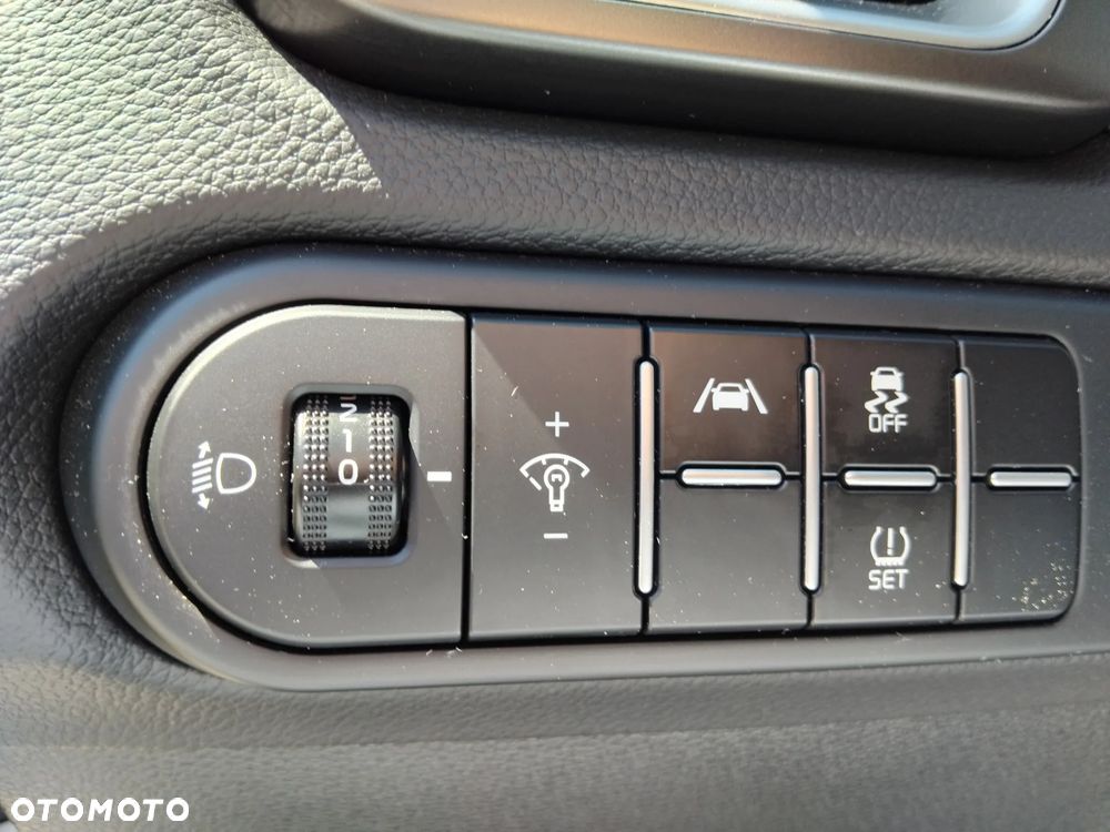 Kia Ceed 1.5 T-GDI M - 14