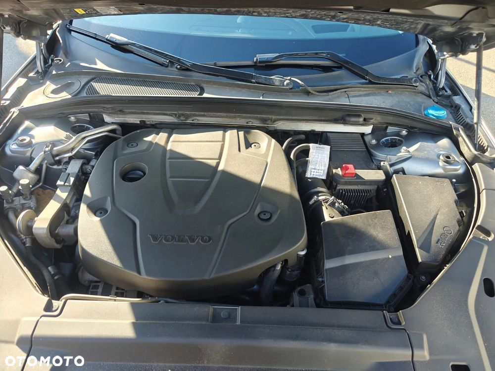 Volvo S90 D5 AWD Inscription - 16