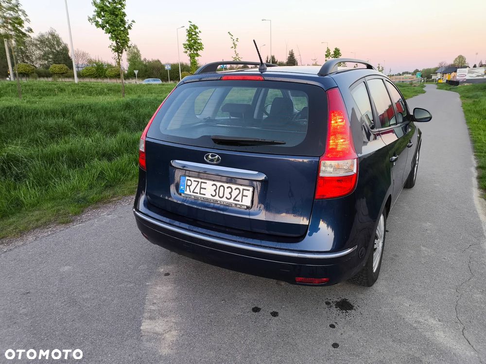Hyundai i30 1.4 Classic - 4