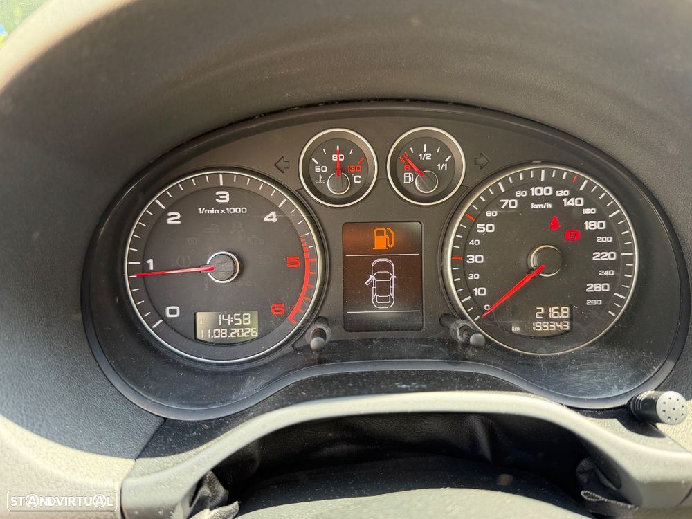 Audi A3 1.6 TDI DPF Attraction - 19