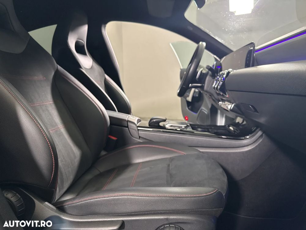 Mercedes-Benz CLA 250 e 8G-DCT AMG Line - 12