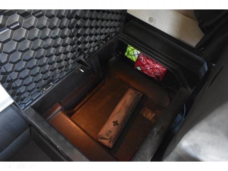 Mercedes-Benz Actros - 24