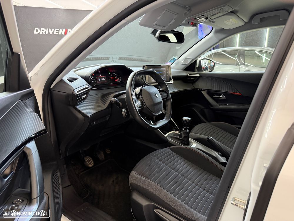 Peugeot 2008 PureTech 130 Active Pack - 12