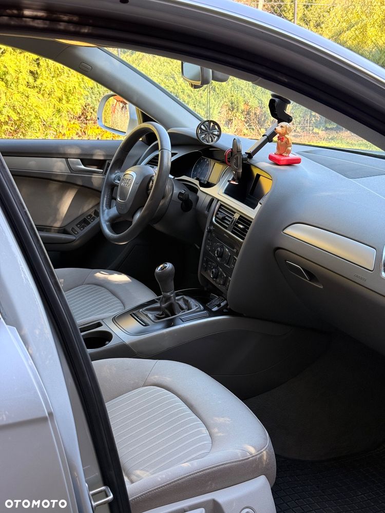 Audi A4 Limousine - 24