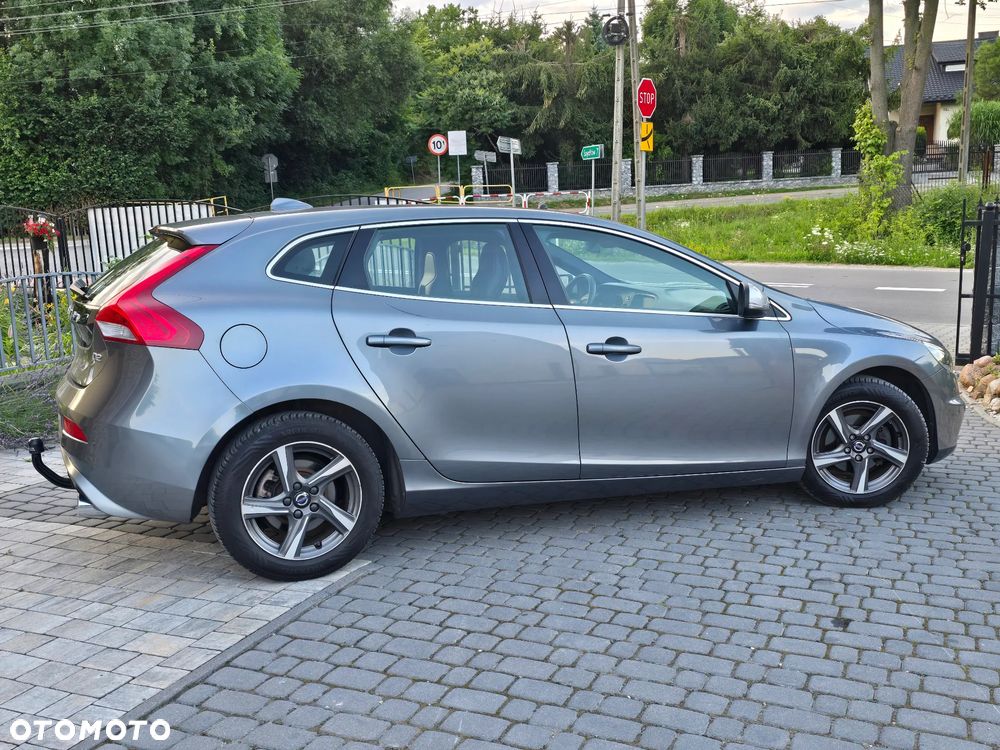 Volvo V40 D2 RDesign - 13