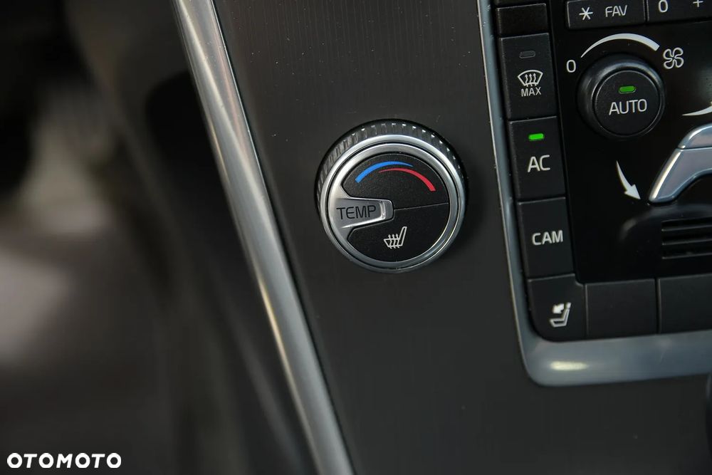 Volvo XC 60 - 35