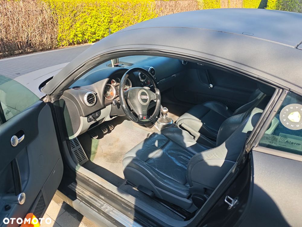 Audi TT Coupé 1.8T Quattro - 8