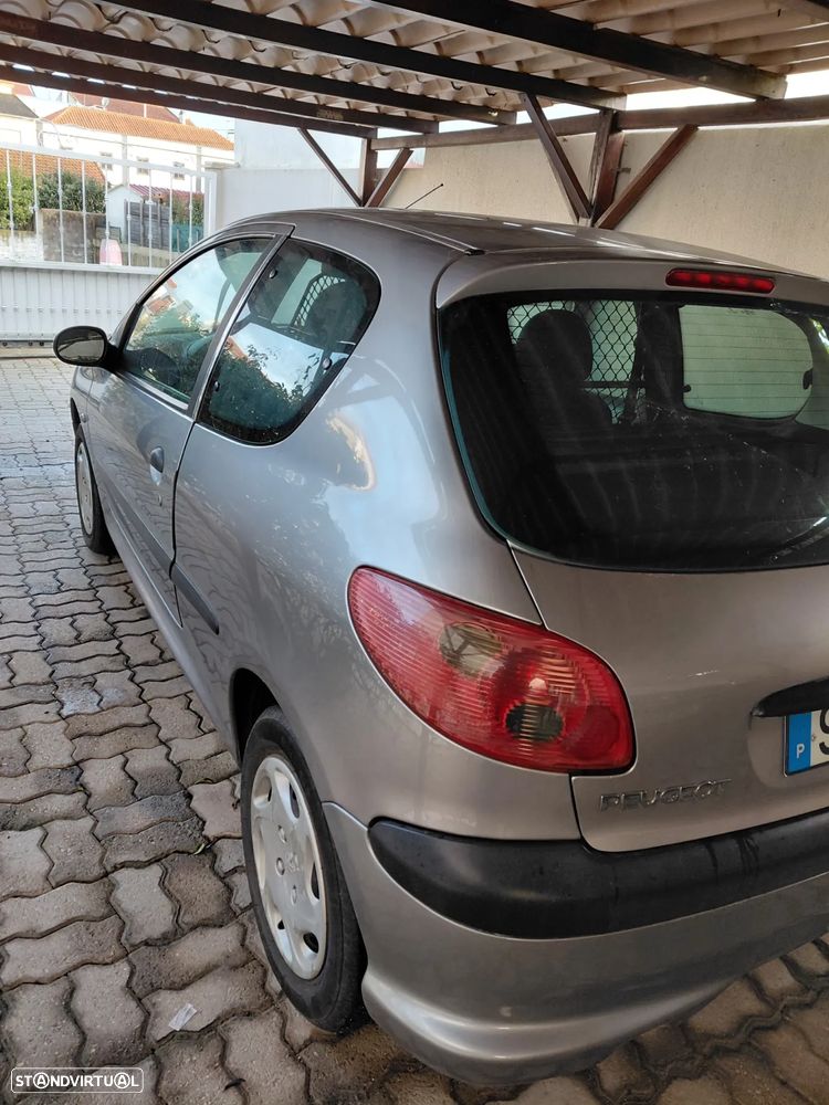 Peugeot 206 - 2