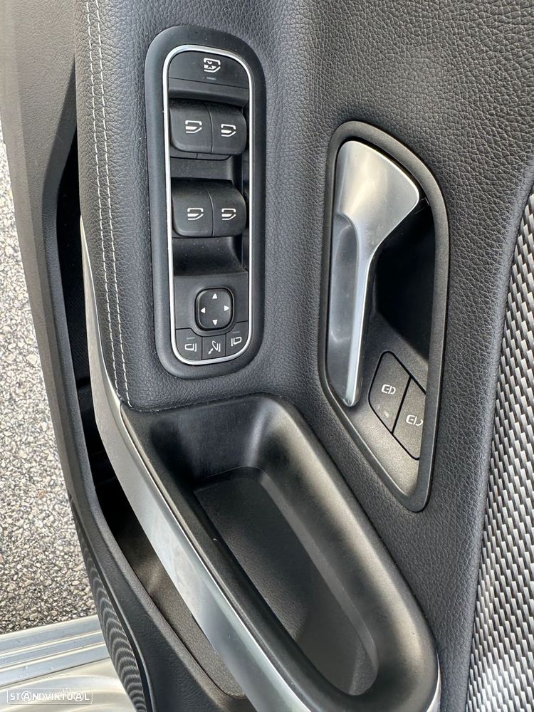 Mercedes-Benz A 250 e Style Plus - 13