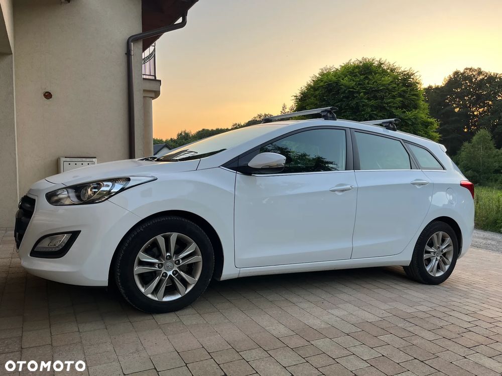 Hyundai i30 1.6 Premium - 9