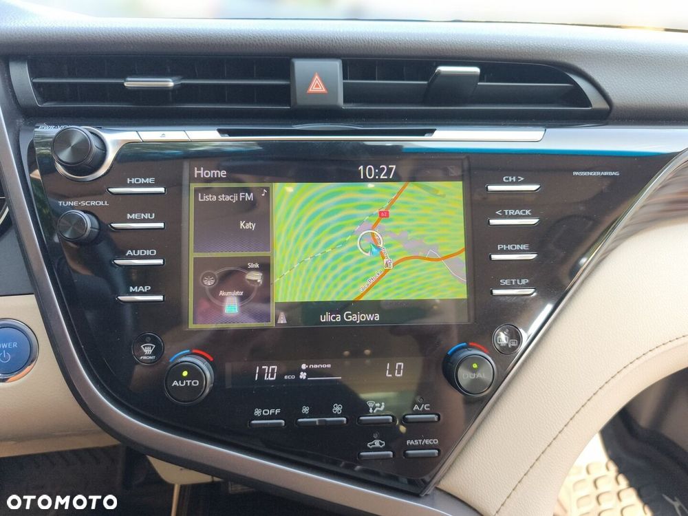 Toyota Camry 2.5 Hybrid Executive CVT - 20