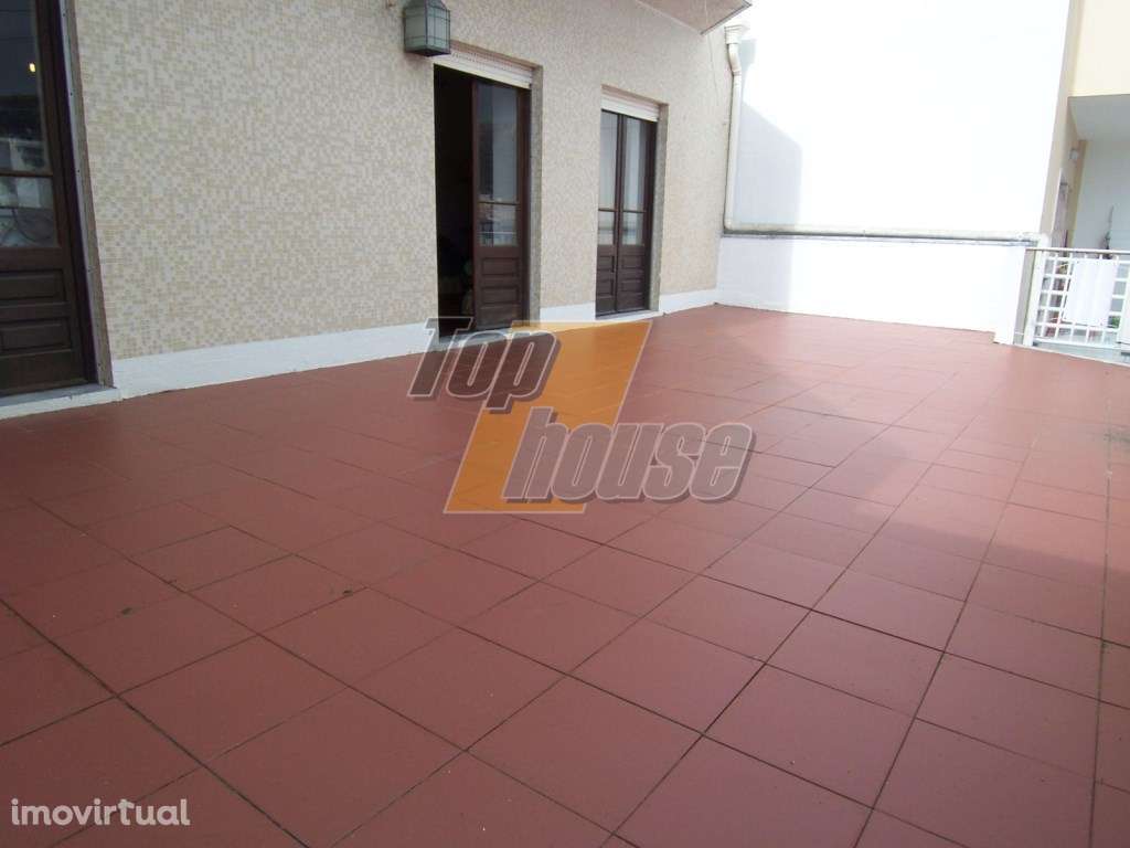T3 com terraço Santo António da Caparica - Grande imagem: 4/21