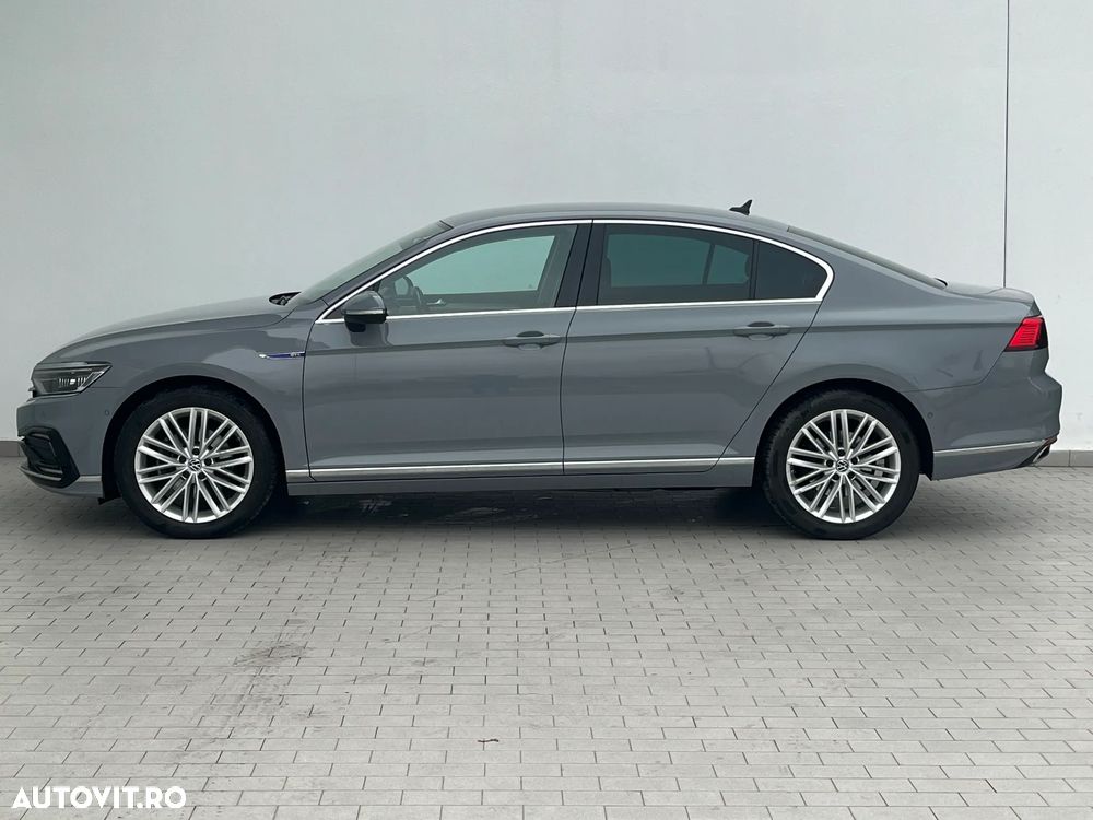 Volkswagen Passat GTE - 3