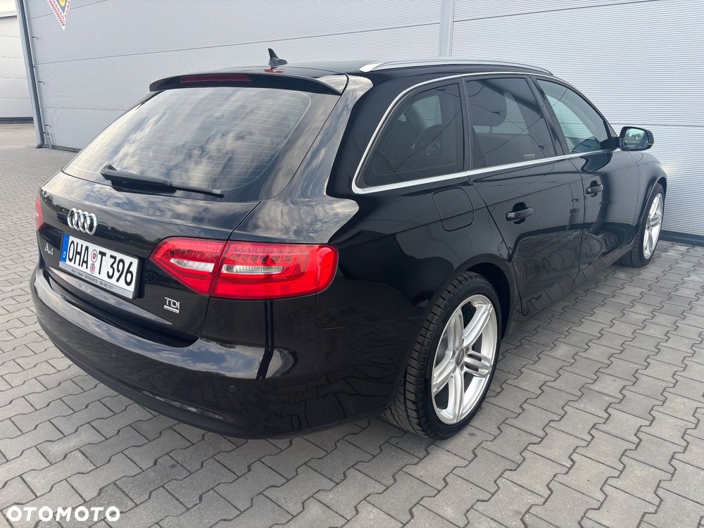 Audi A4 Avant 2.0 TDI DPF quattro Attraction - 18