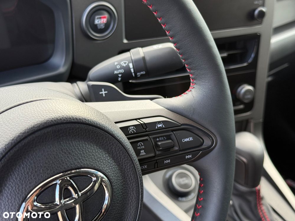 Toyota GR Yaris 1.6 Dynamic - 18