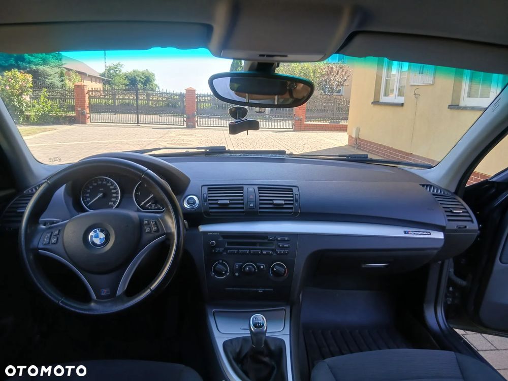 BMW Seria 1 120d - 6