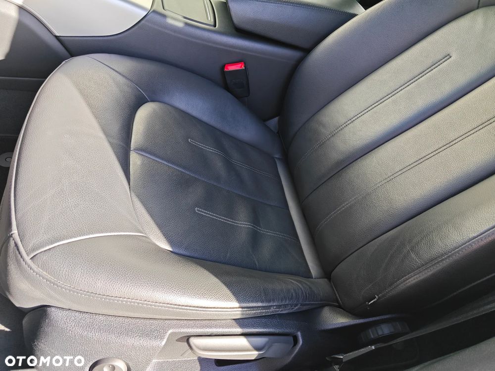 Audi A6 Avant 2.0 TDI ultra S tronic - 20