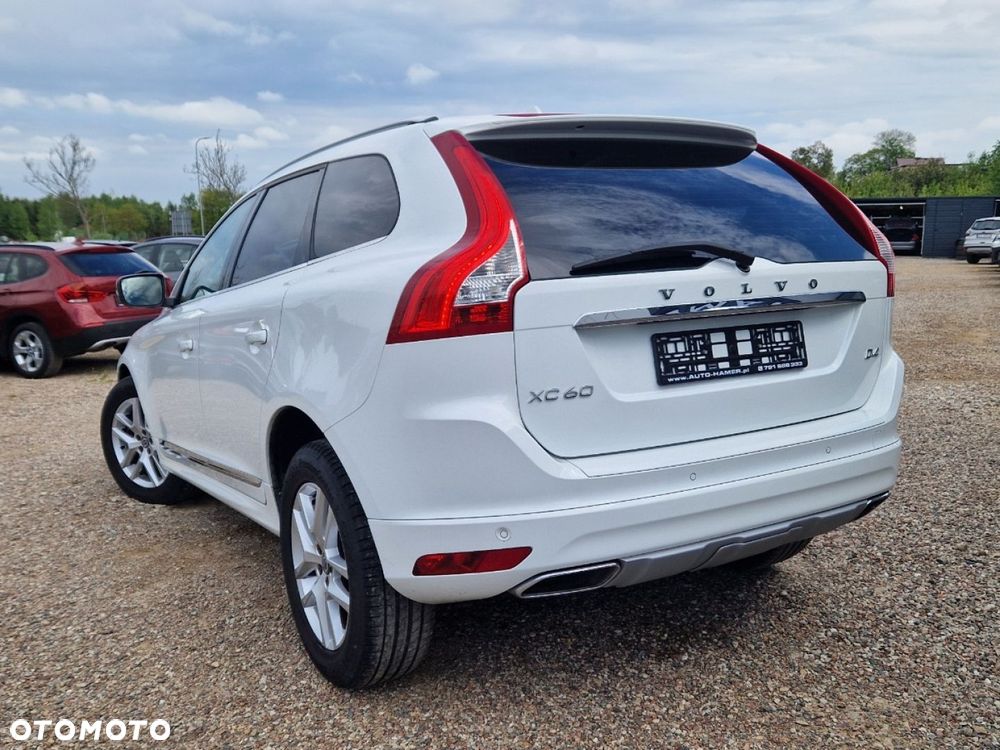 Volvo XC 60 D4 Momentum - 3