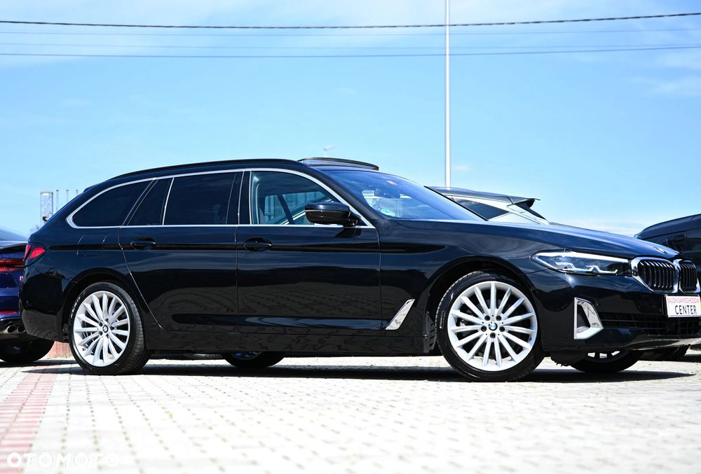 BMW Seria 5 520d Luxury Line - 32
