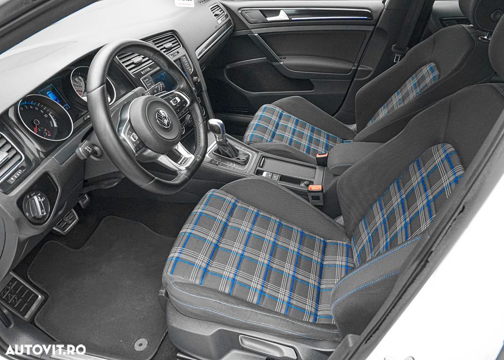 Volkswagen Golf 1.4 GTE Plug-In-Hybrid DSG - 12