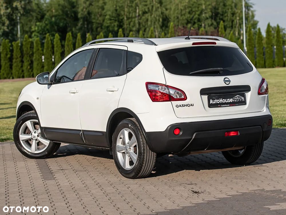 Nissan Qashqai 2.0 360 - 8