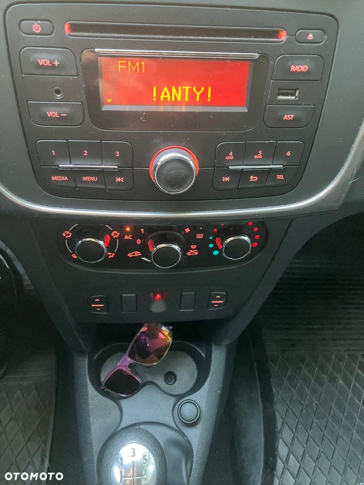 Dacia Sandero 1.2 16V SL Blackline - 18