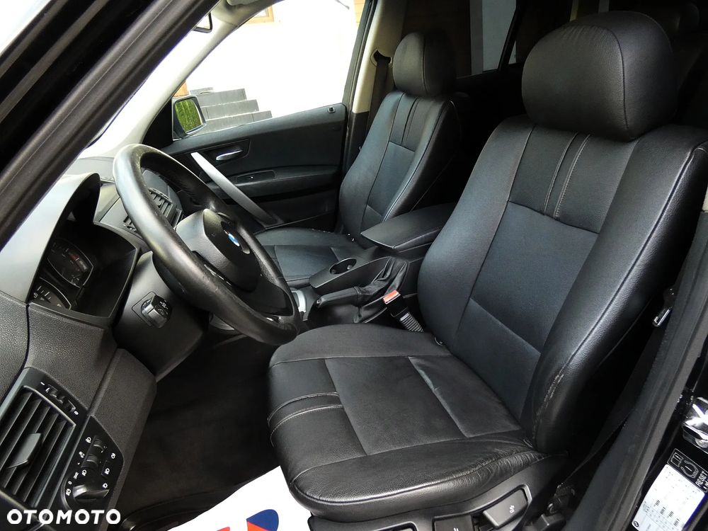 BMW X3 2.5i - 6