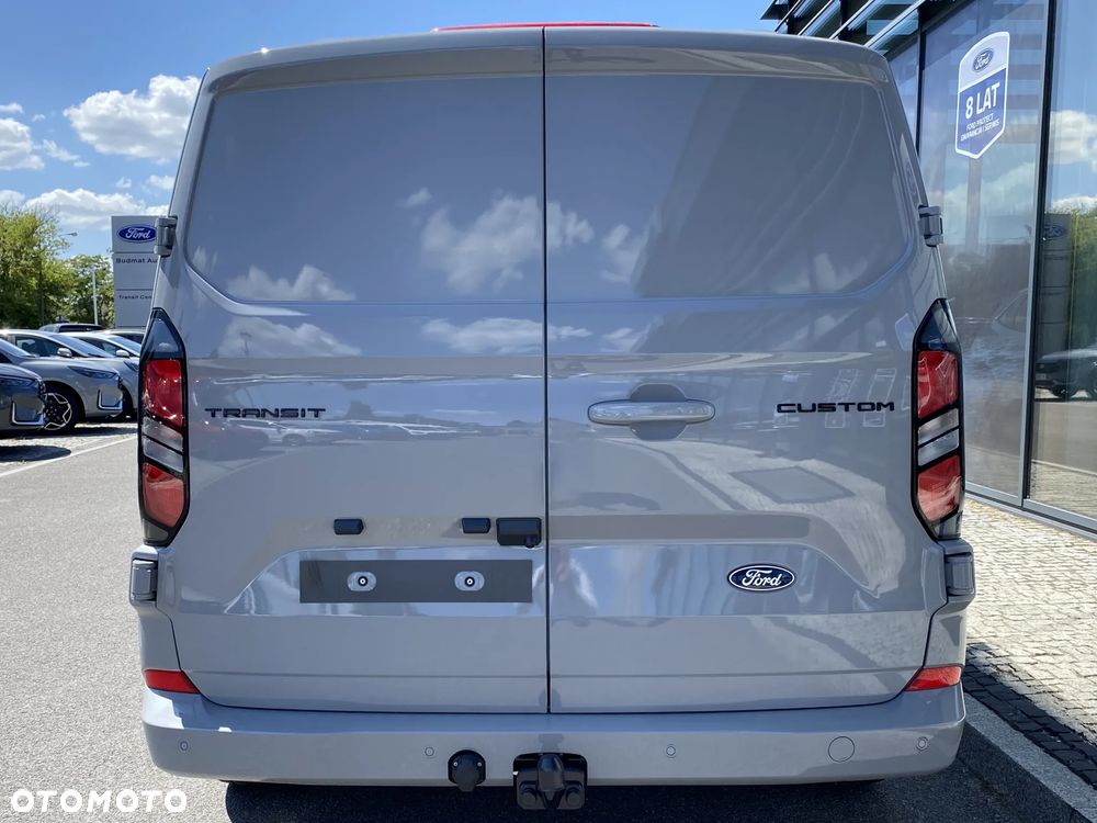 Ford Transit Custom - 11