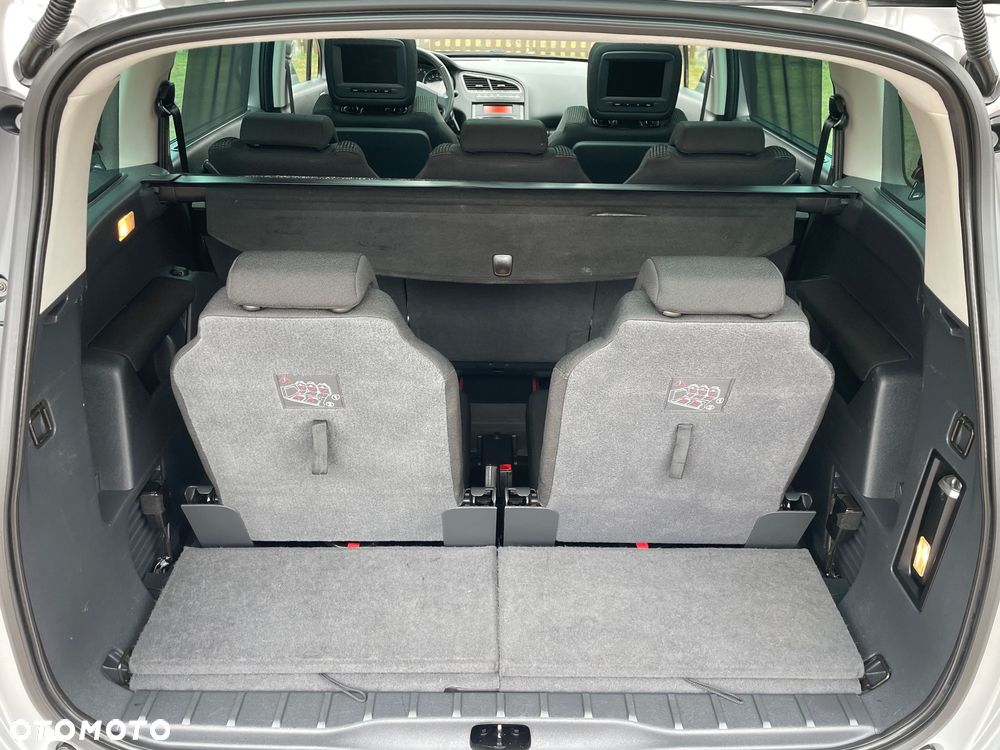 Peugeot 5008 HDI FAP 150 Family Plus - 15