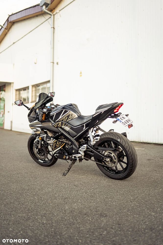 Yamaha YZF - 5