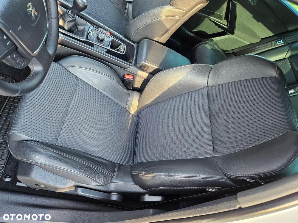 Peugeot 508 1.6 T Allure - 15