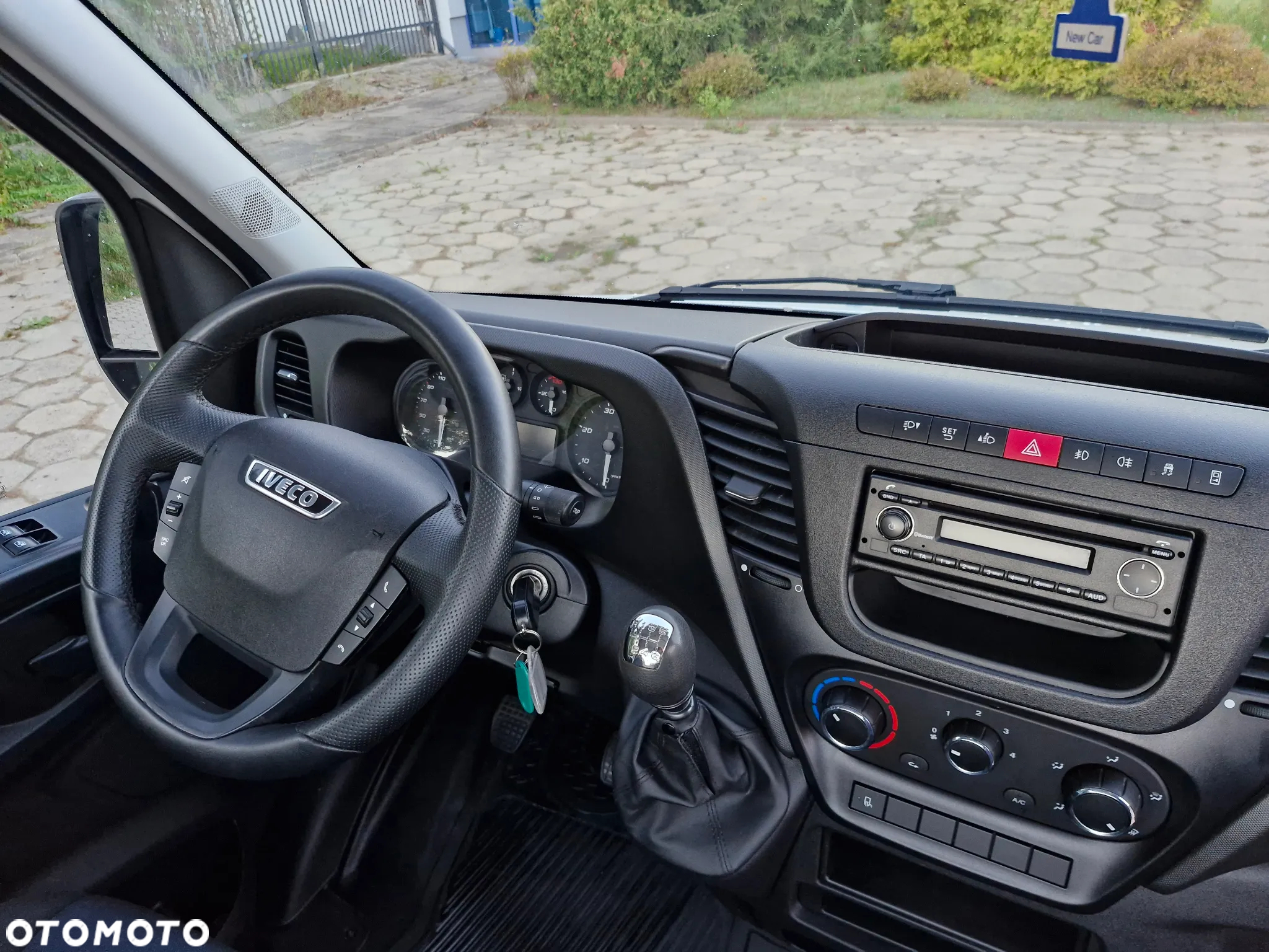 Iveco 35s18 - 21