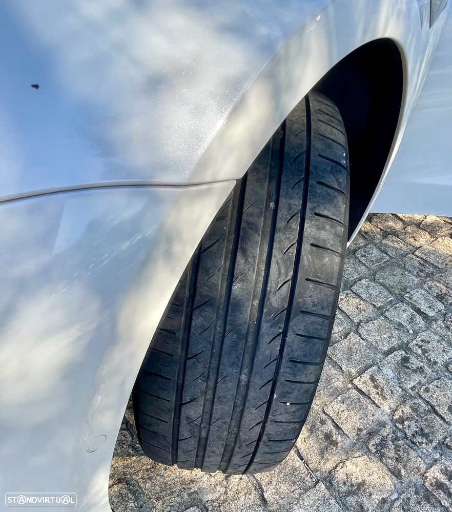 Tesla Model 3 Long Range AWD Dual Motor - 17