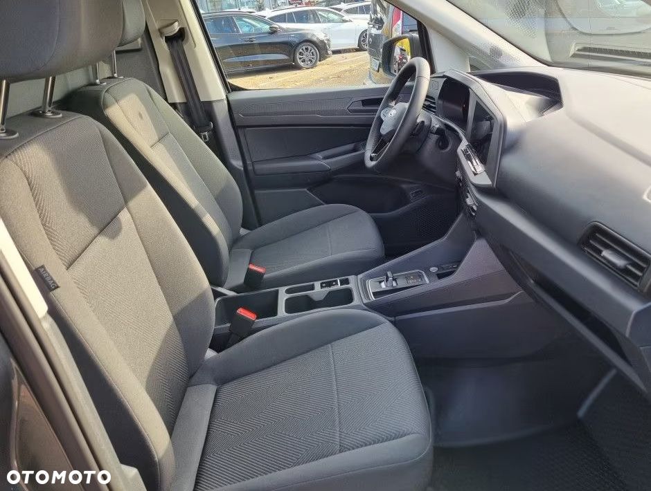 Ford Transit Connect - 9